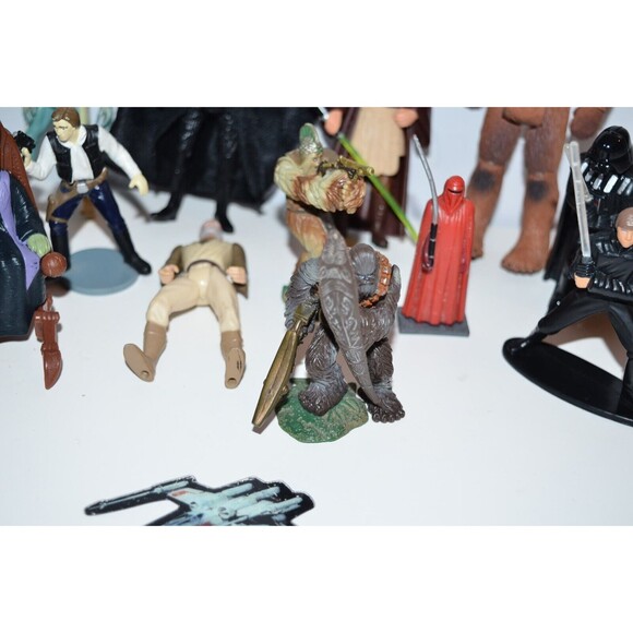 Star Wars Figures Action Figures etc... Huge Lot lunchbox - Picture 7 of 14